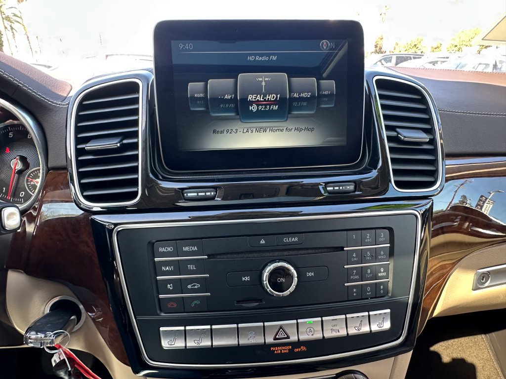 Used 2017 Mercedes-Benz GLS 550 4MATIC image 29