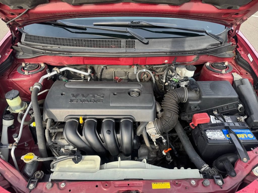 Used 2005 Pontiac Vibe w/ Power Group Value Package FWD image 16