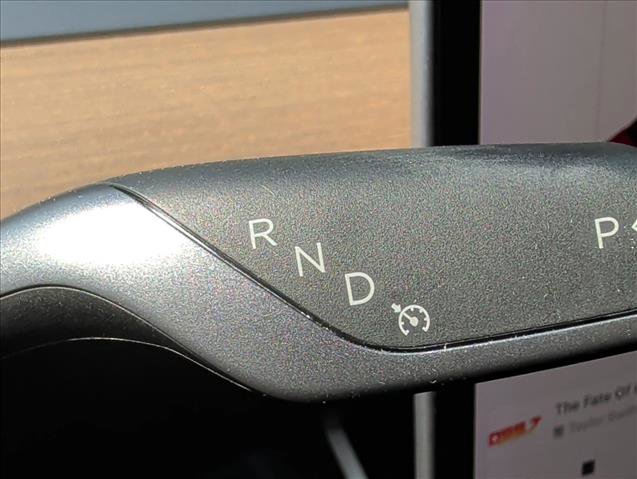 Used 2018 Tesla Model 3 Mid Range RWD image 7