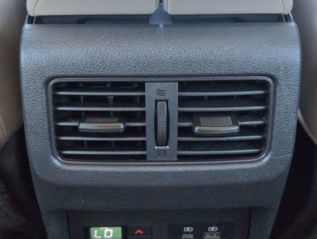 Used 2023 Nissan Rogue SL w/ SL Premium Package image 22