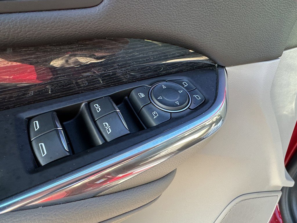 Used 2019 Cadillac XT4 Premium Luxury w/ Enhanced Visibility Package image 22