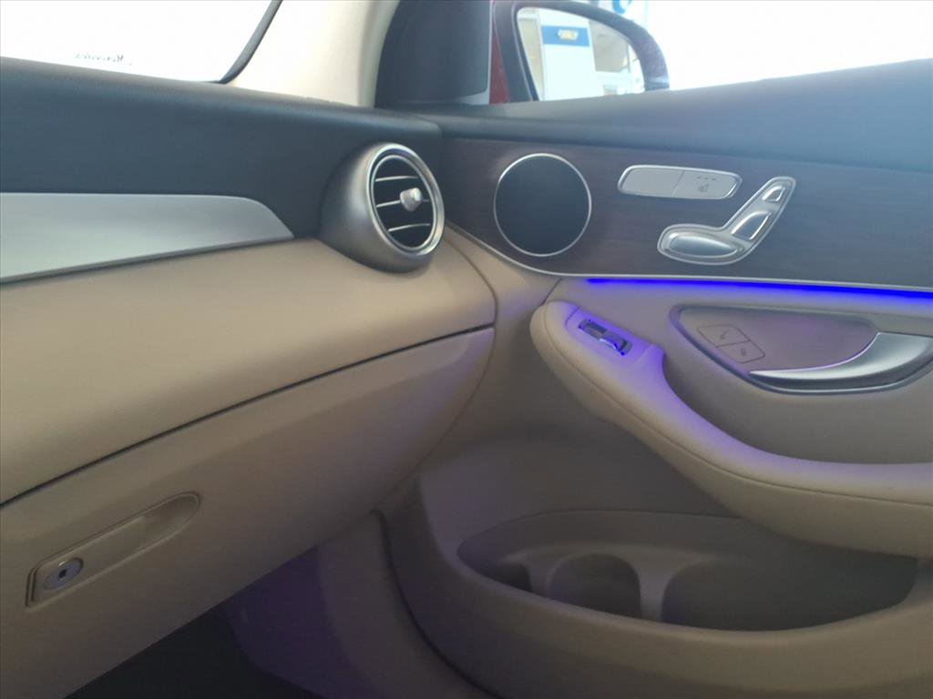 Used 2022 Mercedes-Benz GLC 300 4MATIC image 25