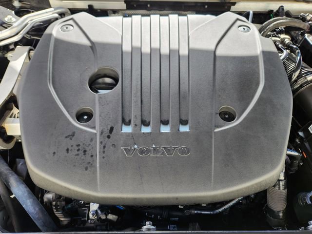 Certified 2026 Volvo V60 B5 Cross Country Ultra w/ Climate Package image 22