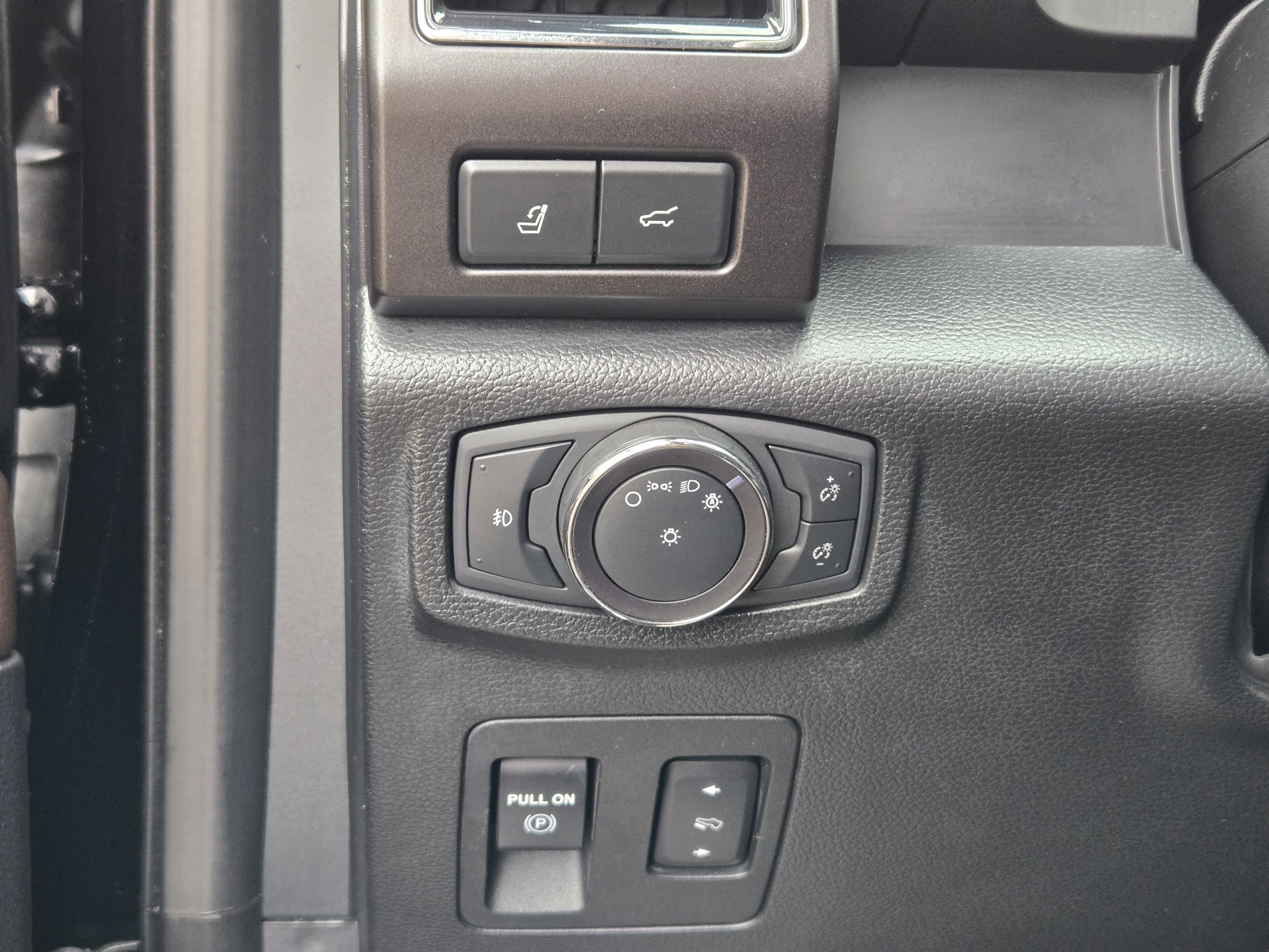 Used 2020 Ford Expedition King Ranch w/ Cargo Package image 24