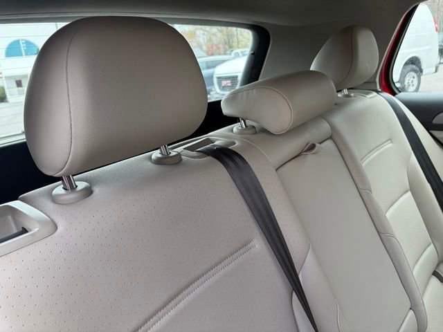 Used 2017 Volkswagen Golf Wolfsburg Edition image 21