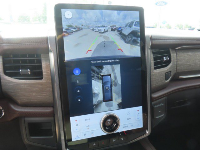 Used 2024 Ford Expedition Max Limited RWD image 31