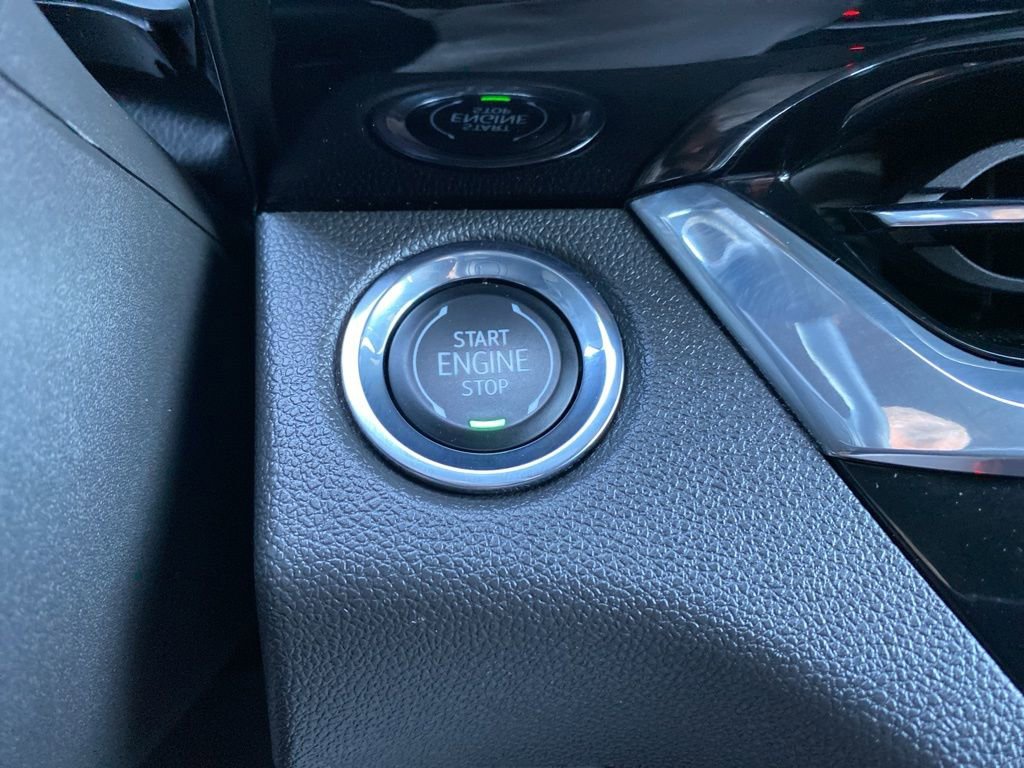 Used 2025 Buick Envista Sport Touring FWD image 14