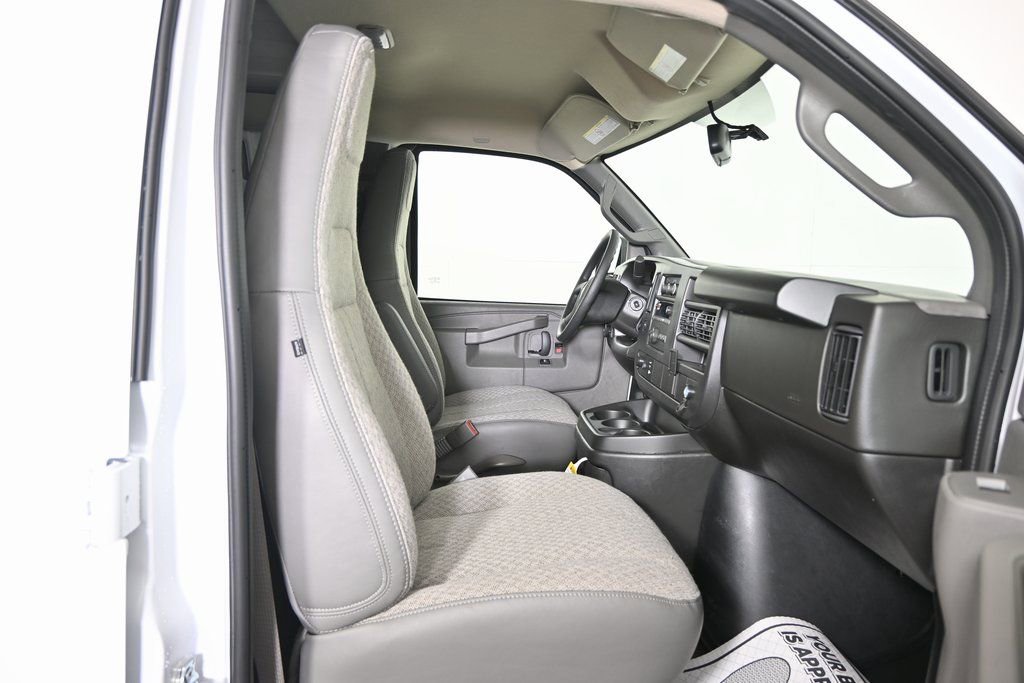 New 2026 Chevrolet Express 3500 Extended w/ Driver Convenience Package image 13