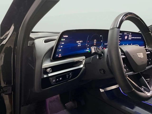 Used 2024 Cadillac Lyriq Luxury RWD image 32