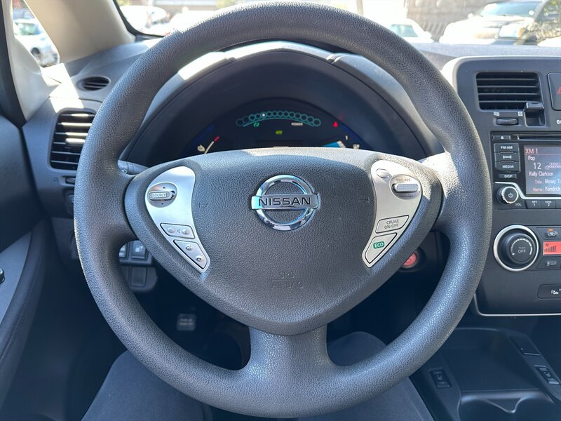 Used 2017 Nissan Leaf S w/ Charge Package FWD image 22