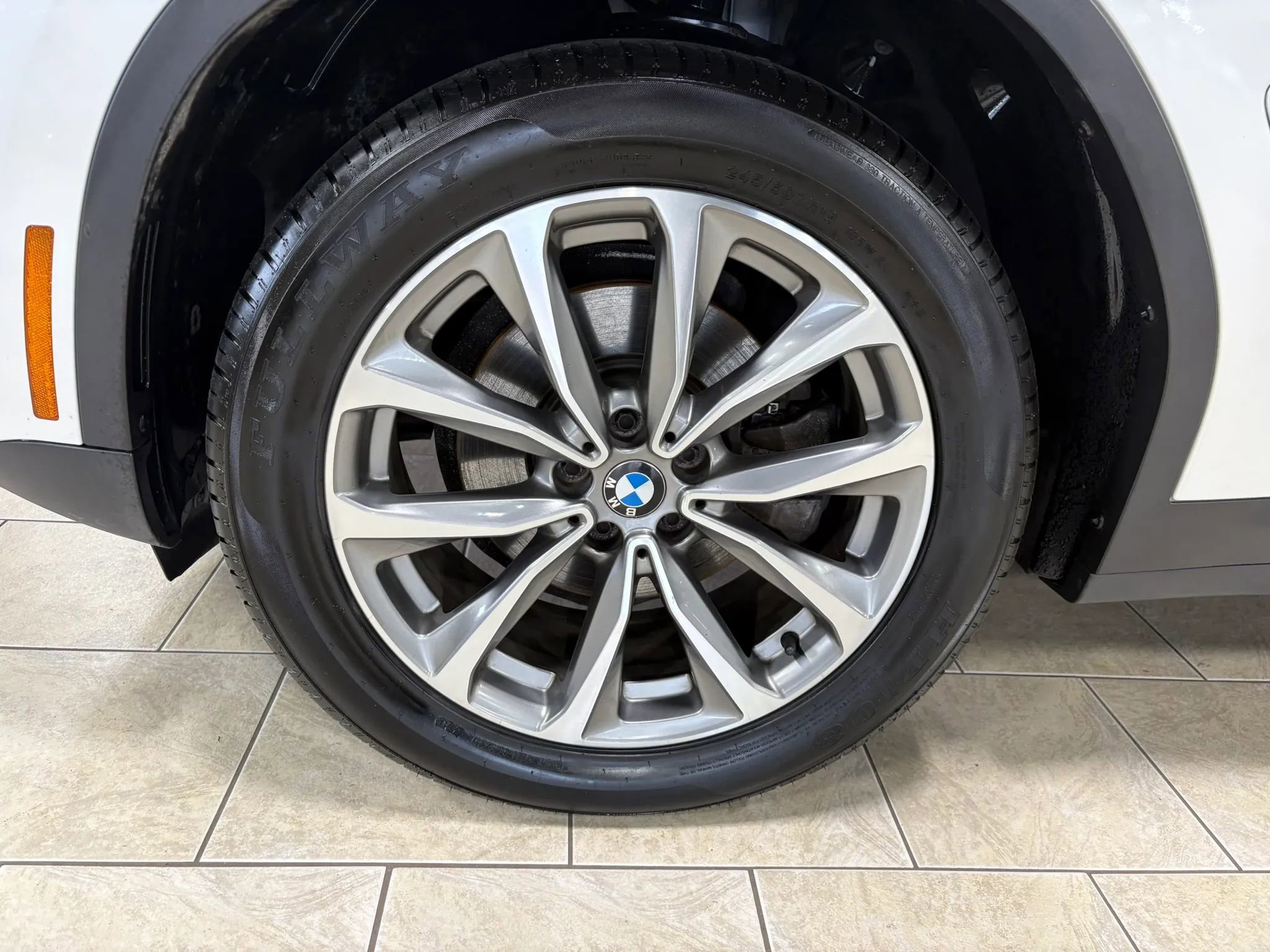 Used 2019 BMW X4 xDrive30i w/ Convenience Package AWD/4WD image 40