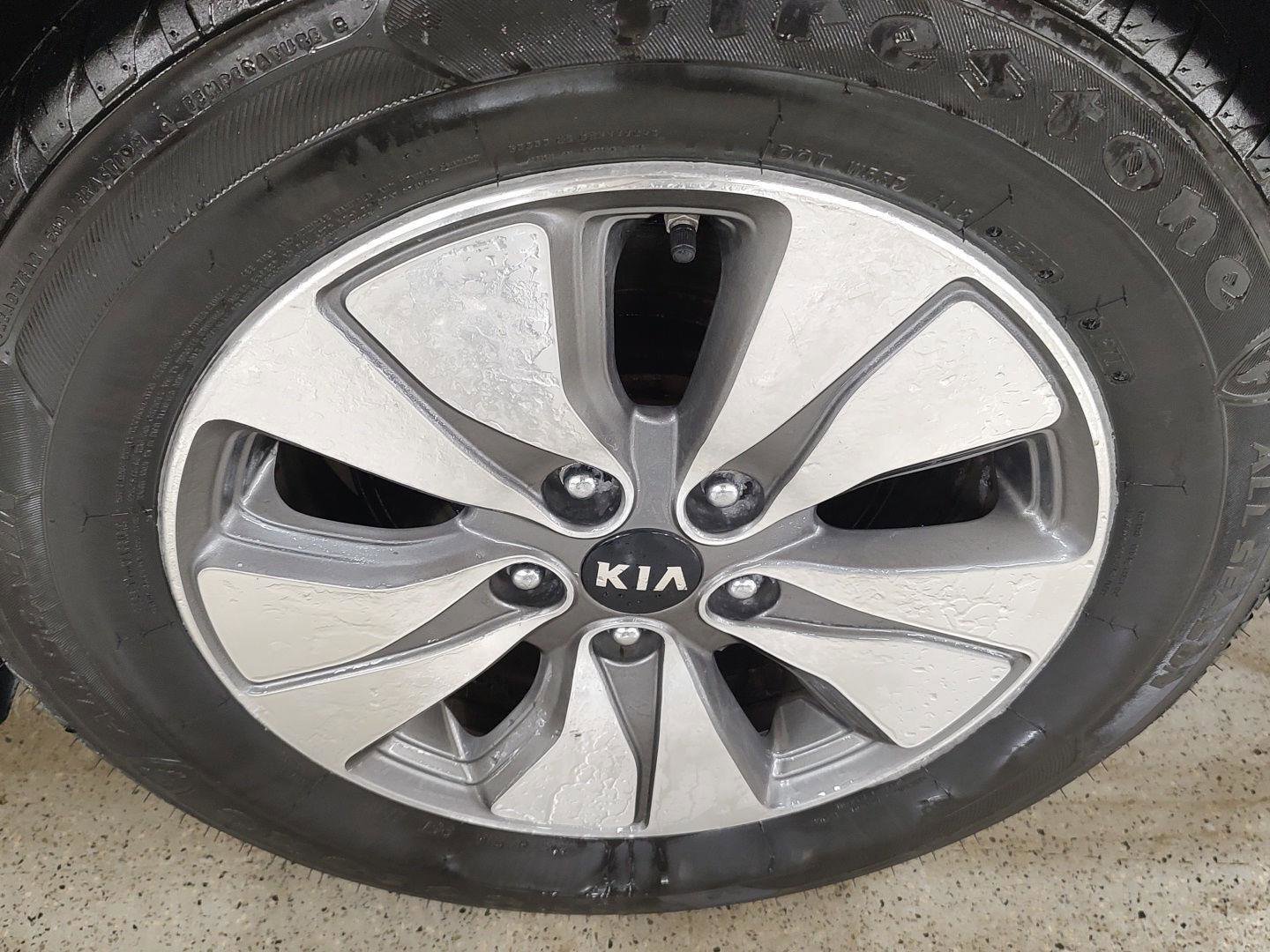 Used 2017 Kia Optima Premium image 29