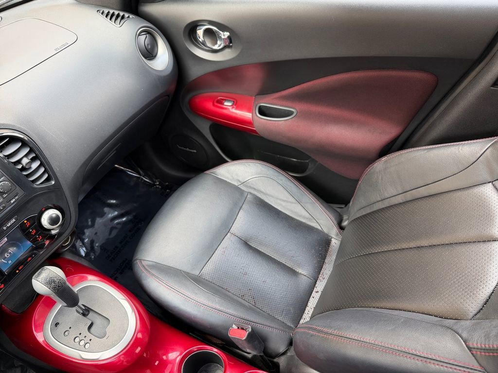Used 2013 Nissan Juke SL FWD image 17