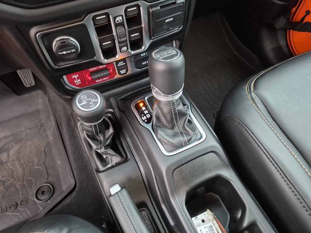 Used 2025 Jeep Wrangler Unlimited Rubicon 392 AWD/4WD image 26