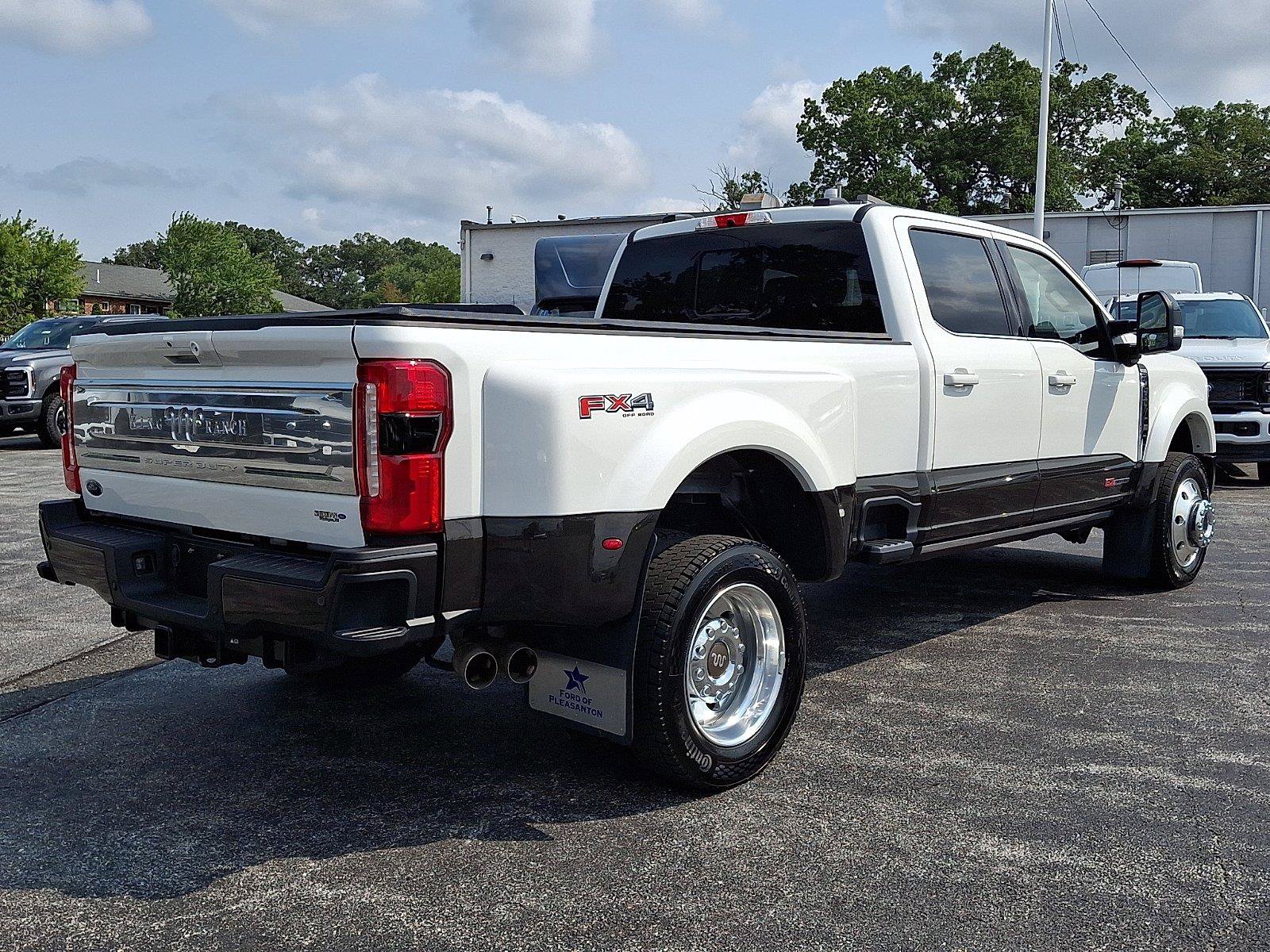 Certified 2025 Ford F450 King Ranch w/ FX4 Off-Road Package AWD/4WD image 6