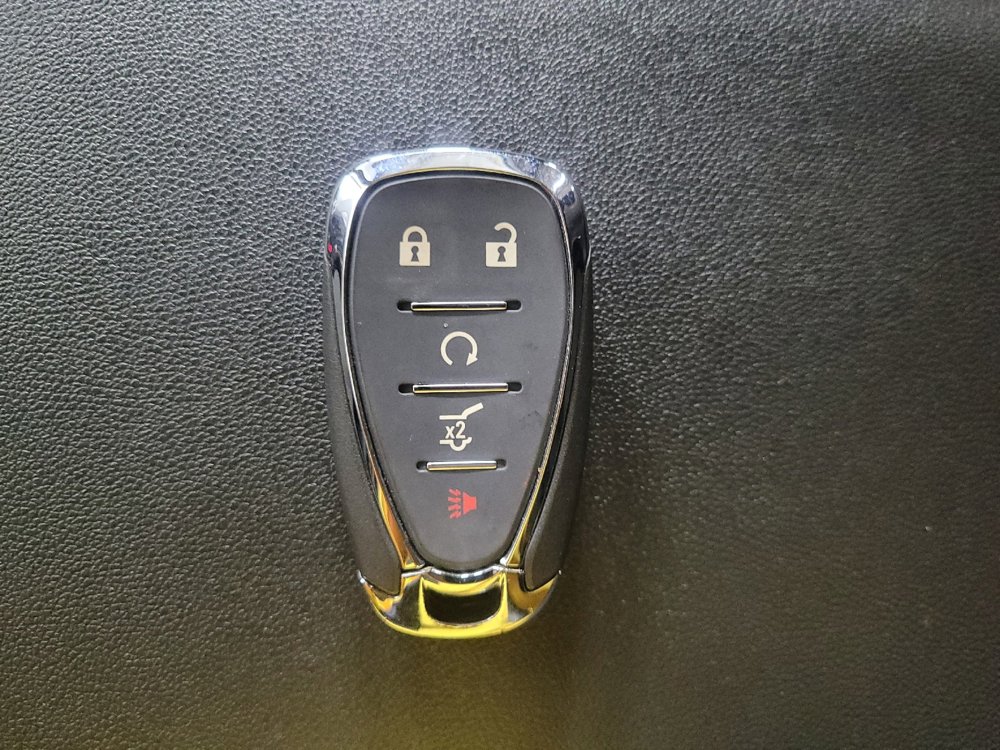 Used 2022 Chevrolet Equinox LT w/ Driver Convenience Package image 32