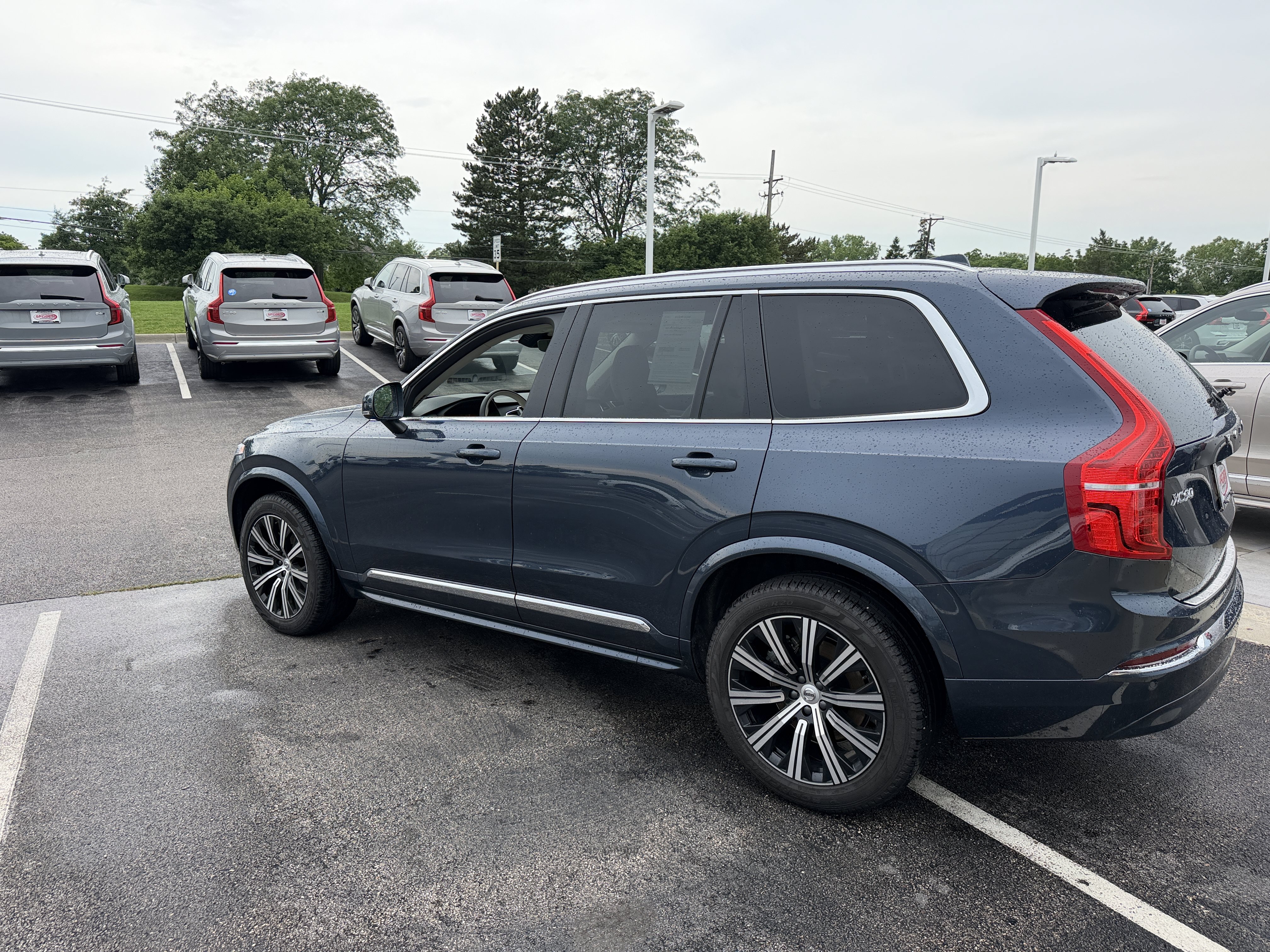 Used 2025 Volvo XC90 B5 Core w/ Protection Package Premier AWD/4WD image 5