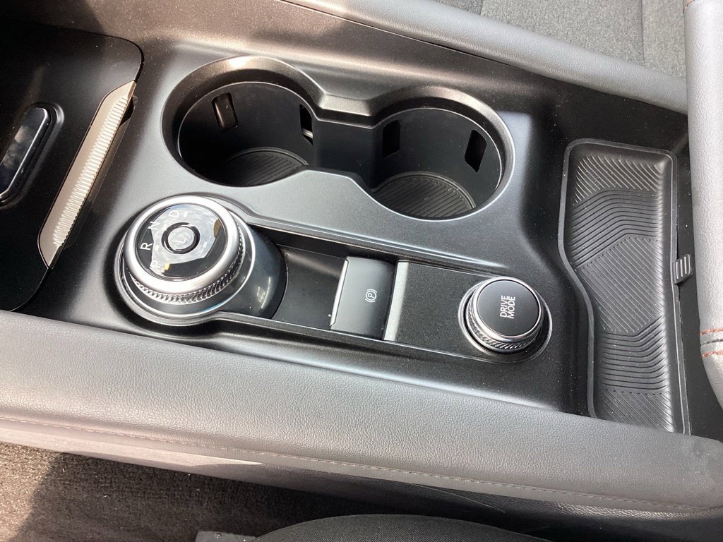 Used 2025 Ford Explorer Active RWD image 30