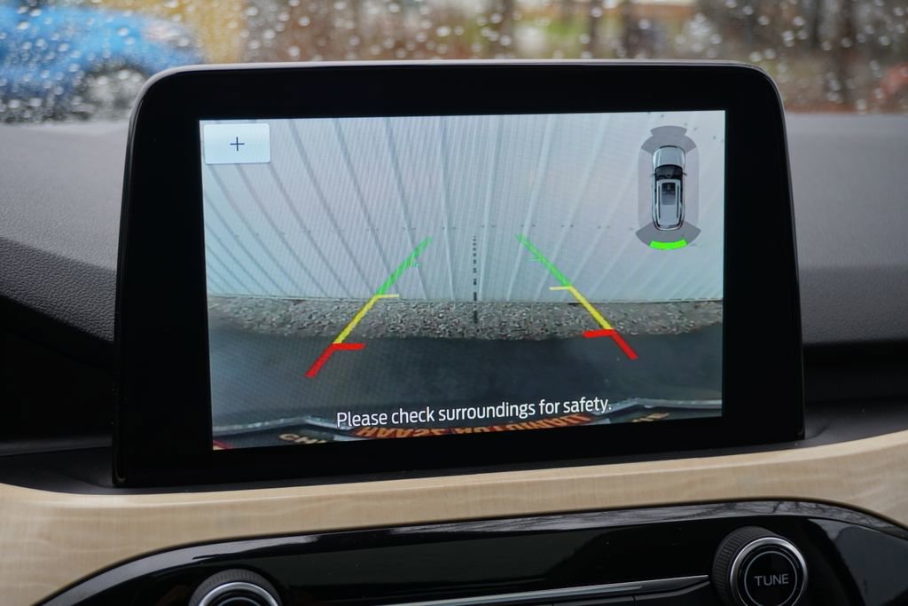 Used 2021 Ford Escape Titanium w/ Titanium Elite Package image 38