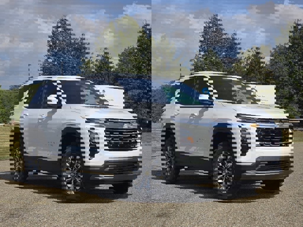 New 2026 Chevrolet Equinox LT video 2