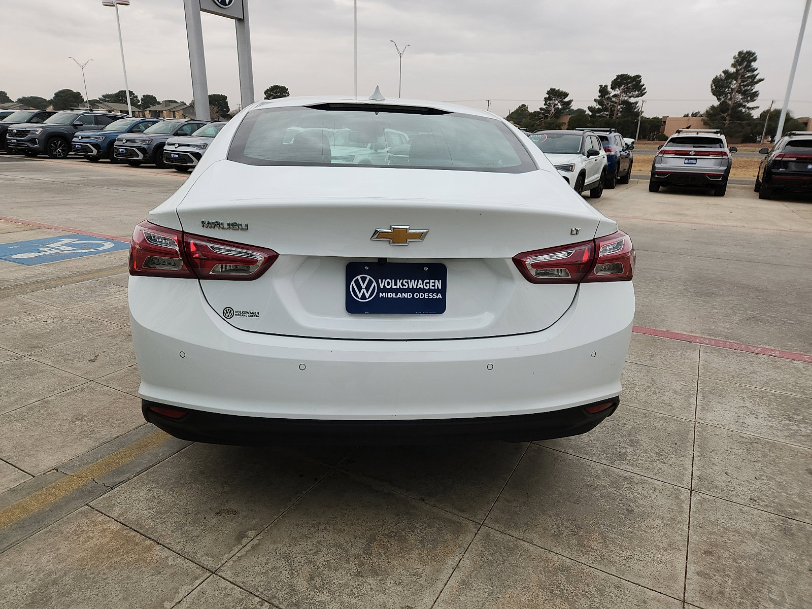 Used 2024 Chevrolet Malibu LT image 6