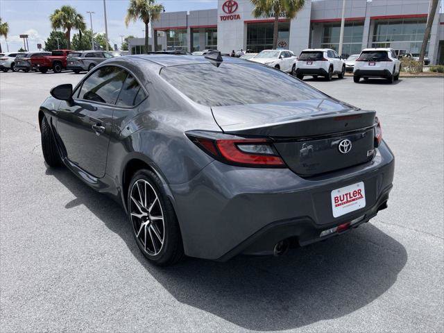 Certified 2022 Toyota GR86 RWD image 3