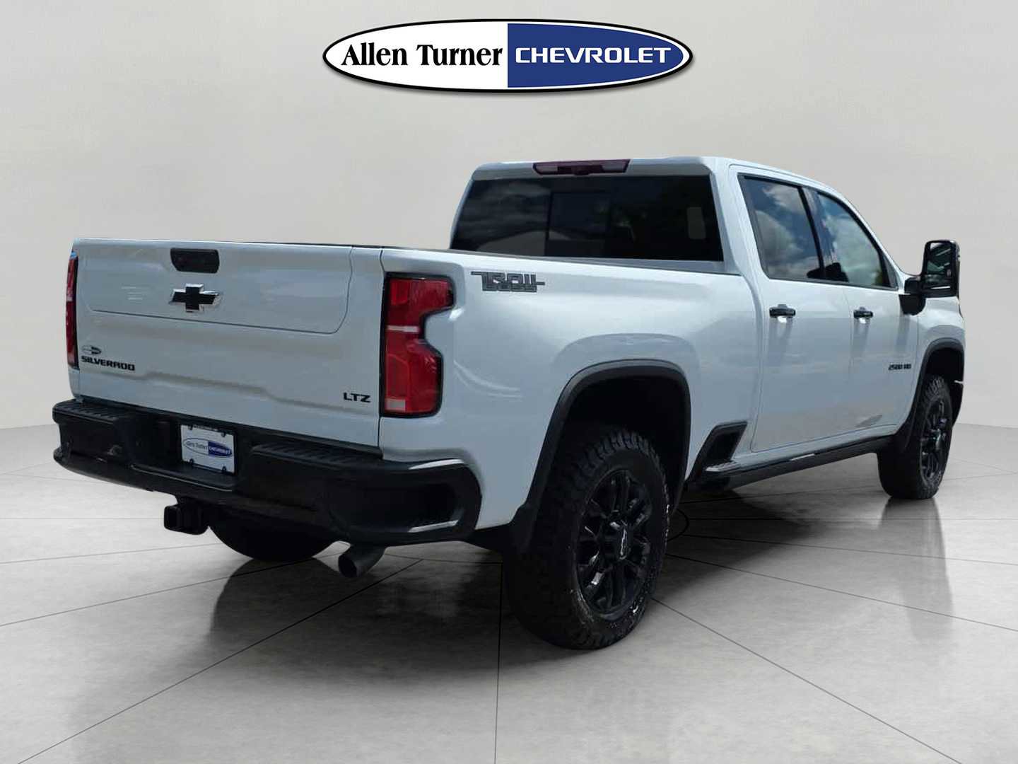 New 2026 Chevrolet Silverado 2500 LTZ w/ LTZ Plus Package AWD/4WD image 4