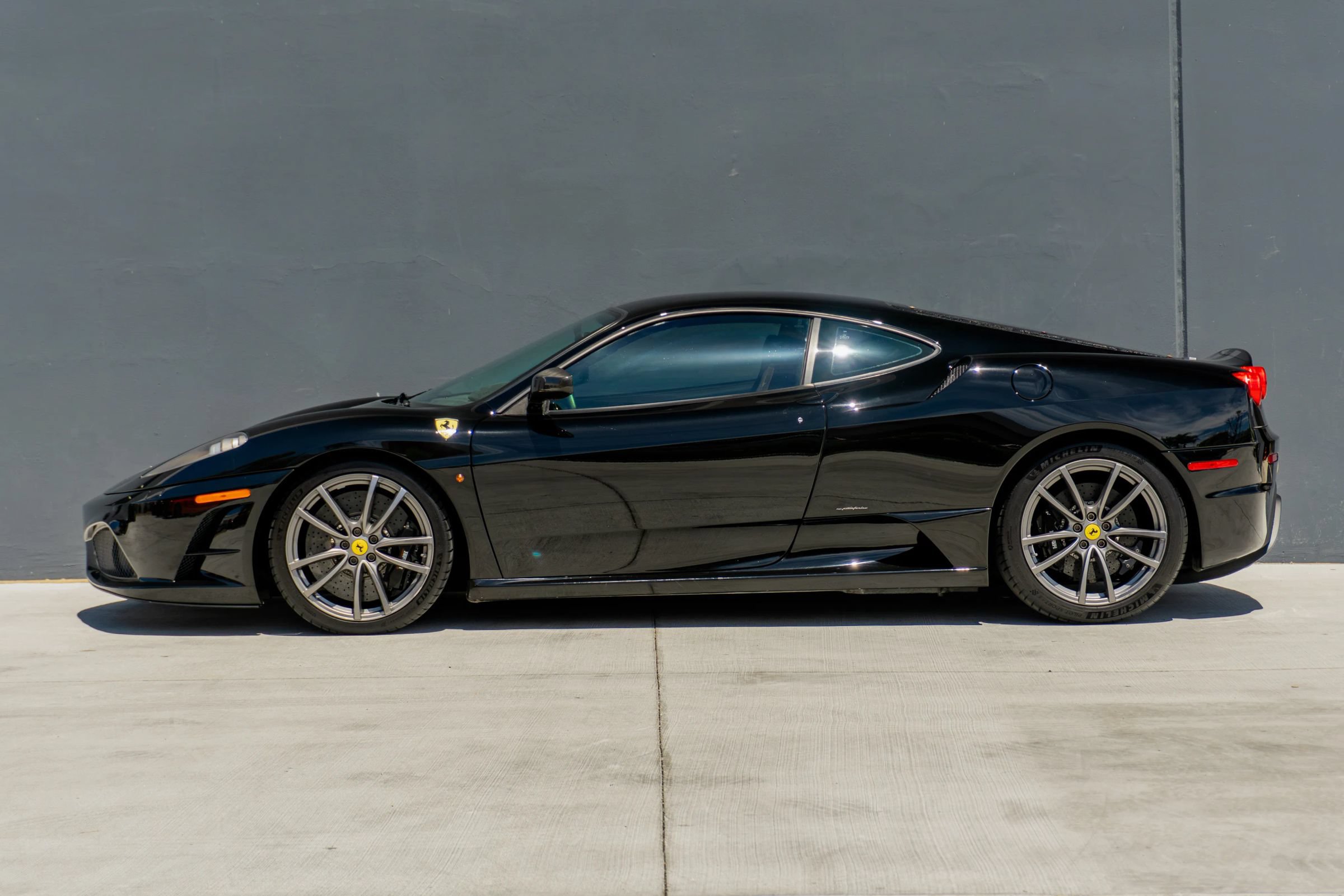Used 2008 Ferrari F430 Scuderia RWD image 2