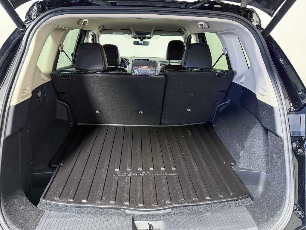 Certified 2026 Nissan Rogue SV AWD/4WD image 37