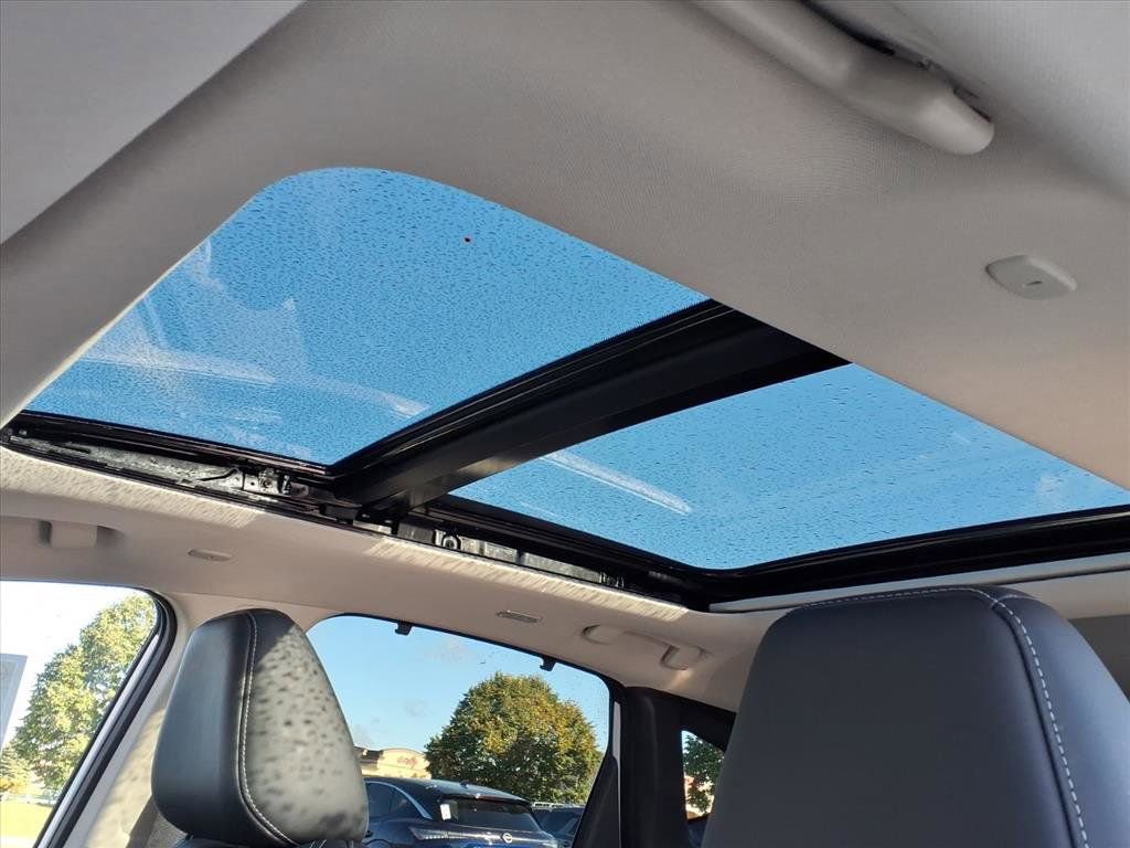 New 2026 Nissan Murano Platinum image 10