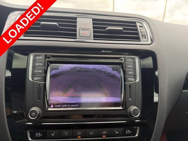 Used 2017 Volkswagen Jetta GLI FWD image 7