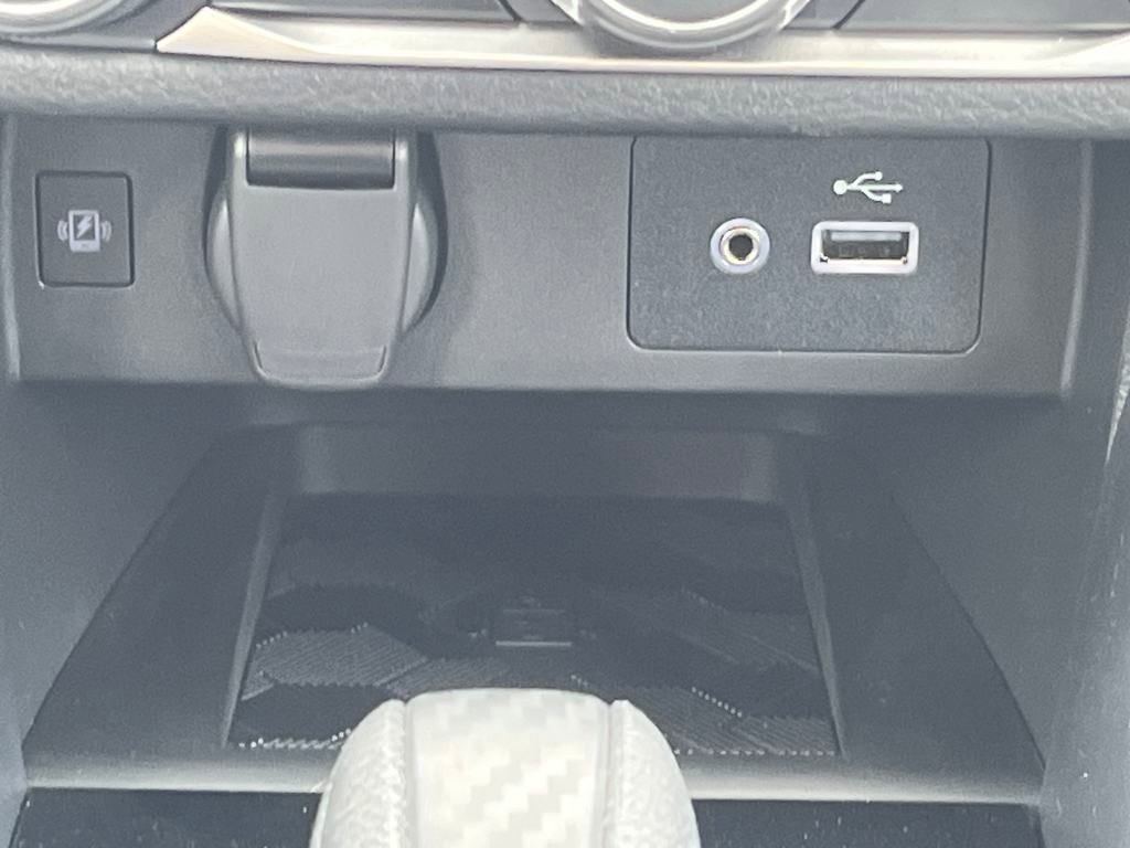 New 2025 Nissan Versa SV w/ Trunk Package image 26