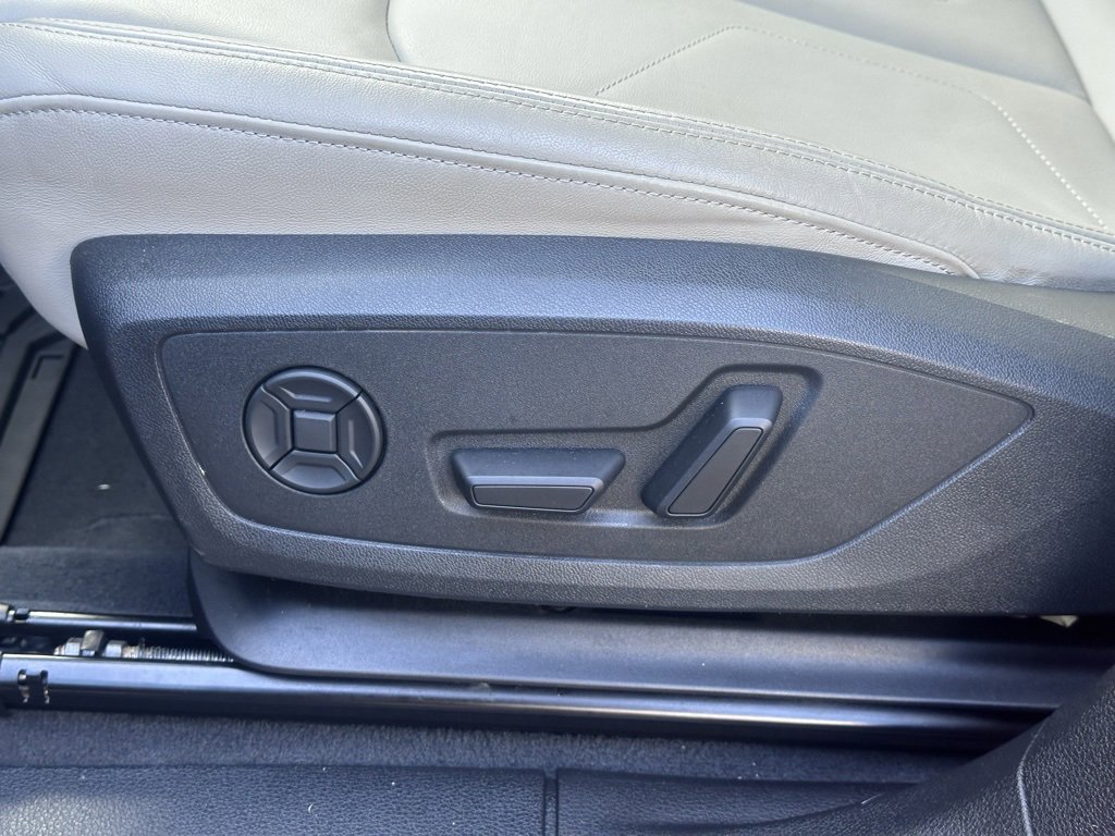 Used 2024 Audi Q3 2.0T Premium Plus w/ Premium Plus Package image 15