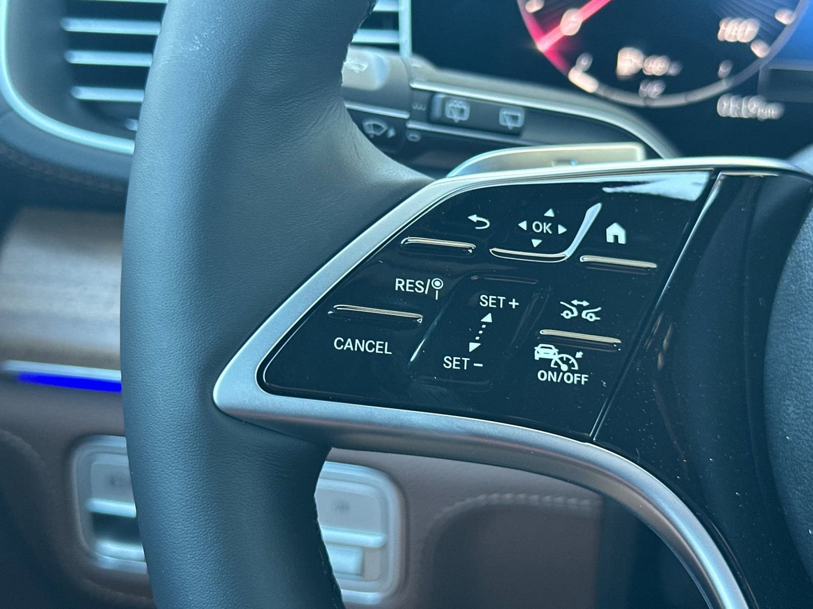 New 2026 Mercedes-Benz GLE 580 4MATIC image 27