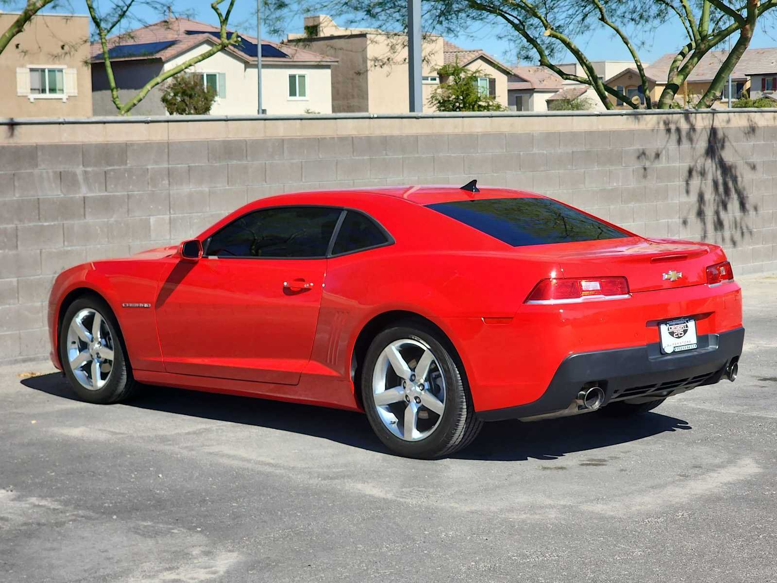 Used 2015 Chevrolet Camaro LT w/ 1LT Preferred Package RWD image 6