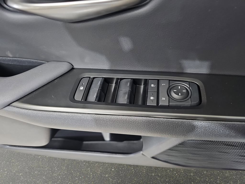 New 2026 Lexus UX 300h AWD image 31