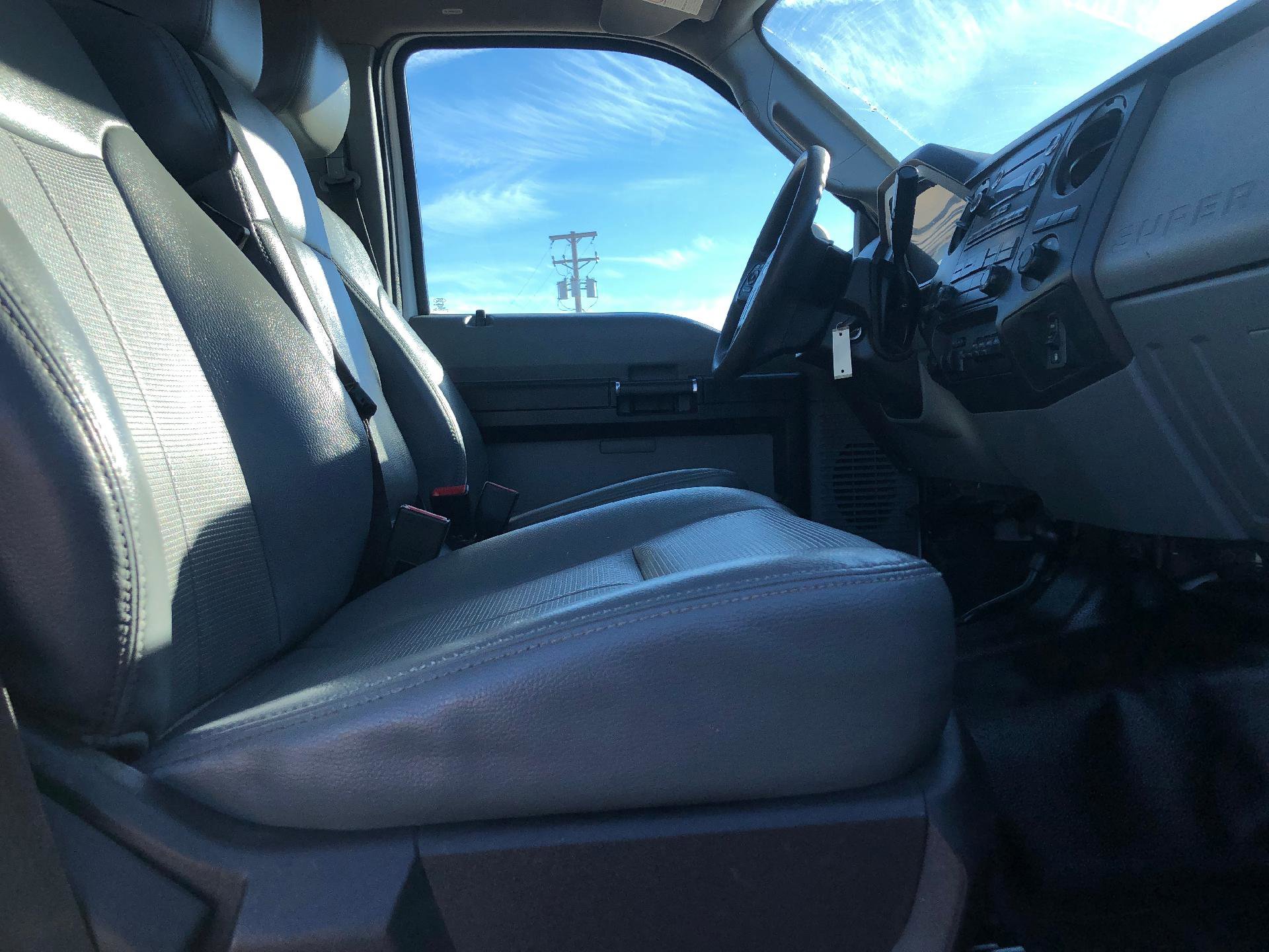 Used 2015 Ford F550 4x4 Crew Cab Super Duty image 19