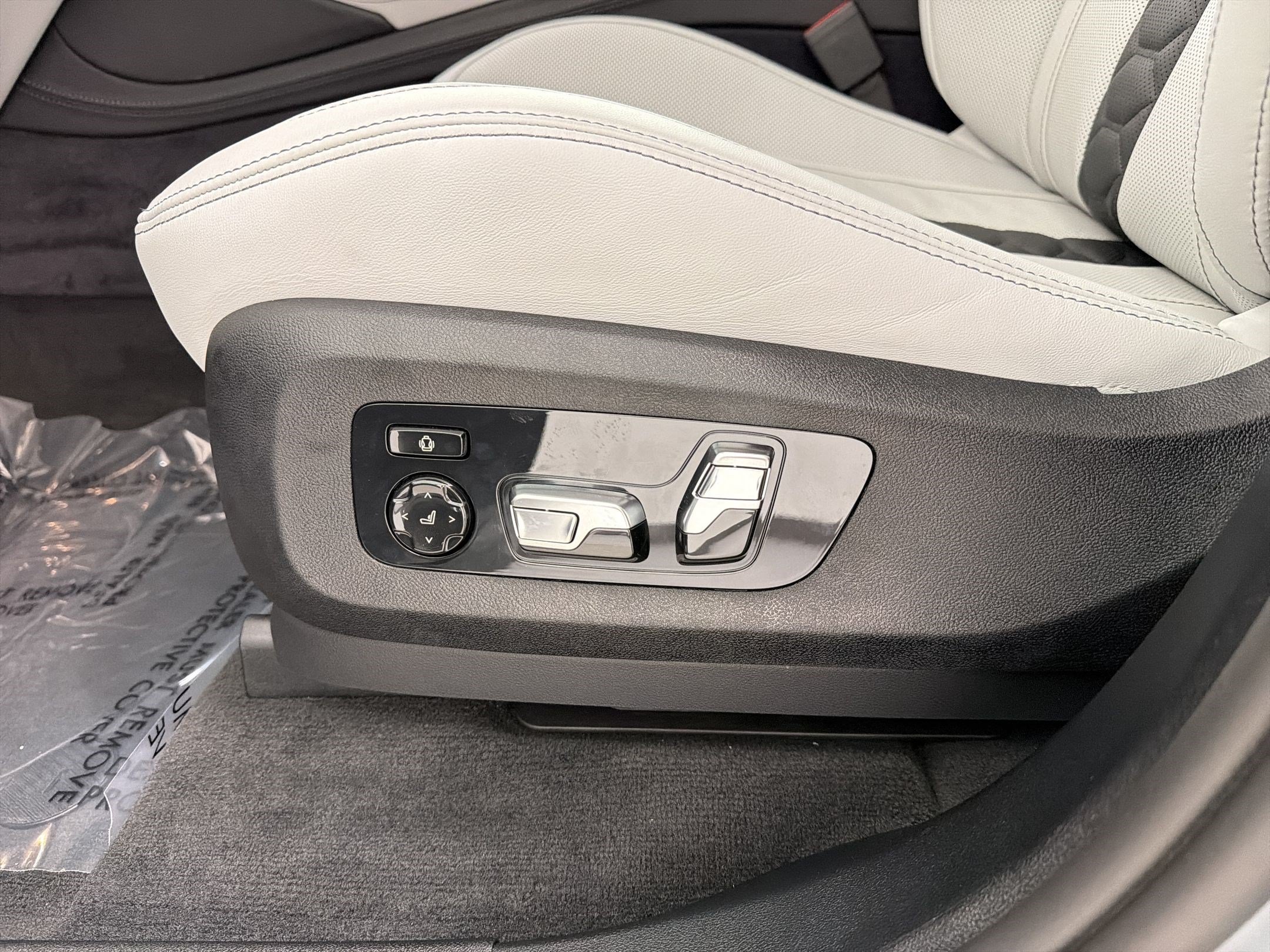 New 2026 BMW X5 M Competition w/ Executive Package AWD/4WD image 15