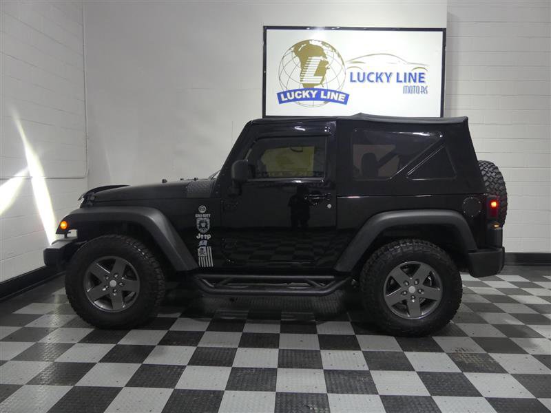Used 2011 Jeep Wrangler Rubicon w/ Call of Duty Group image 7