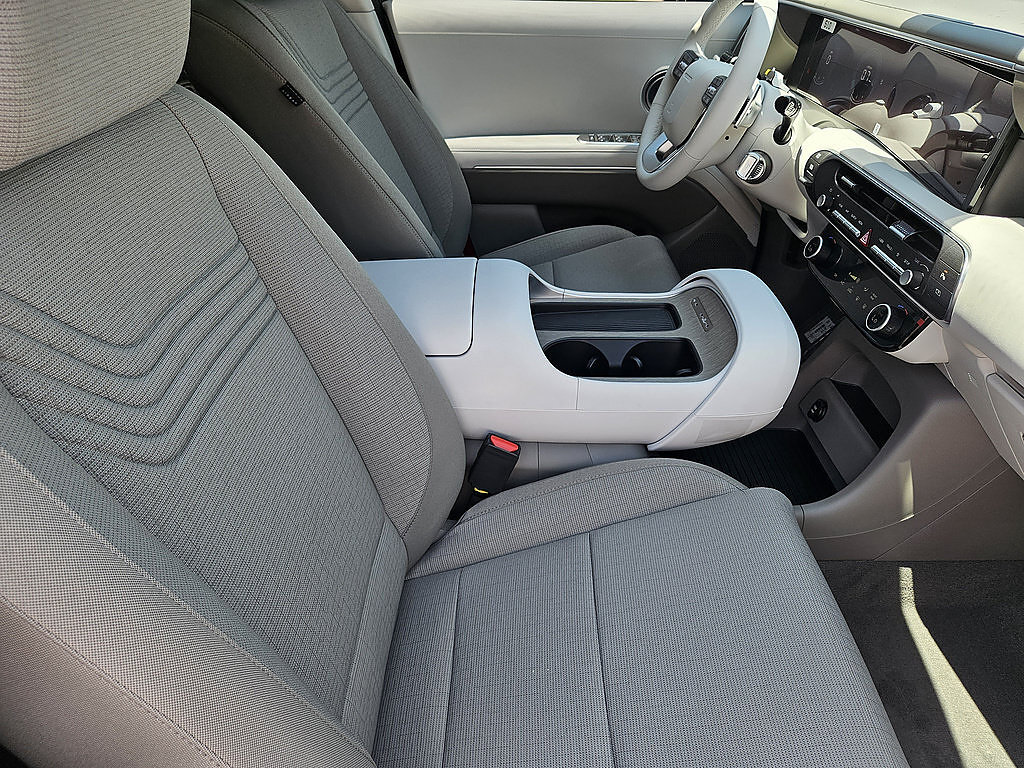 New 2026 Hyundai Palisade SE FWD image 14