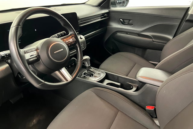 Used 2024 Hyundai Kona SEL image 15