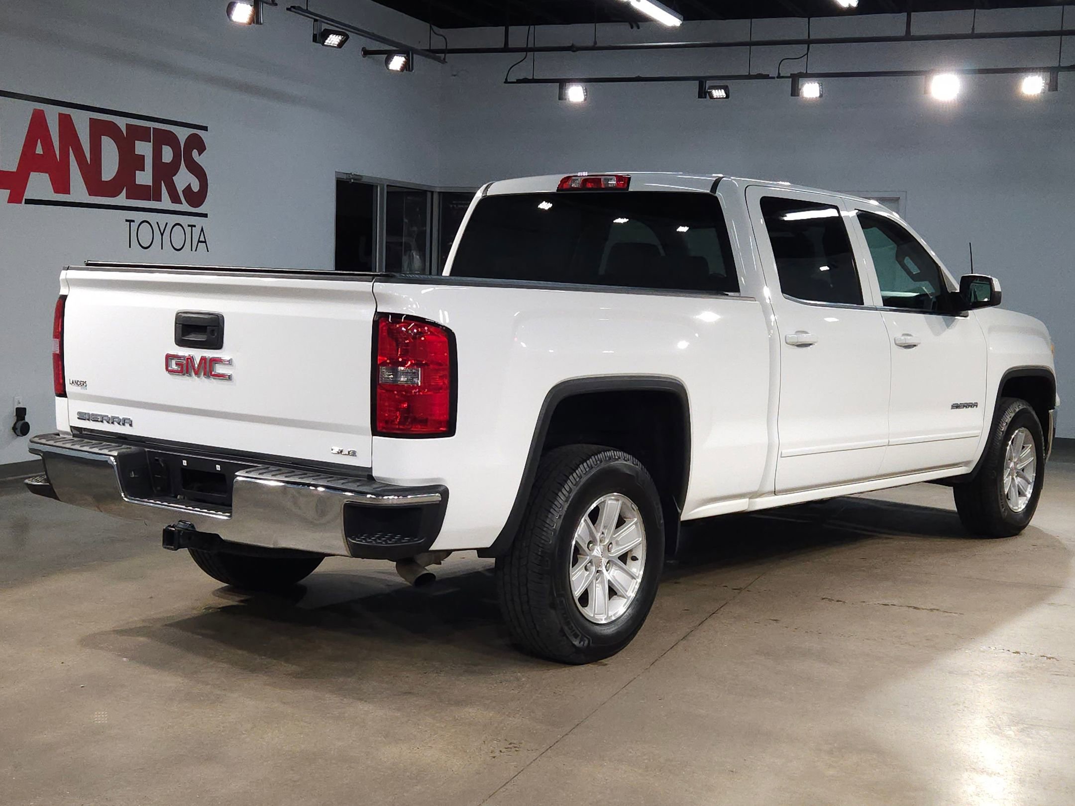 Used 2014 GMC Sierra 1500 SLE w/ SLE Value Package image 7