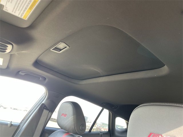 New 2026 Chevrolet Trax RS w/ Sunroof Package image 21