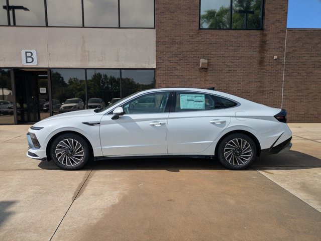 New 2026 Hyundai Sonata SEL FWD image 5
