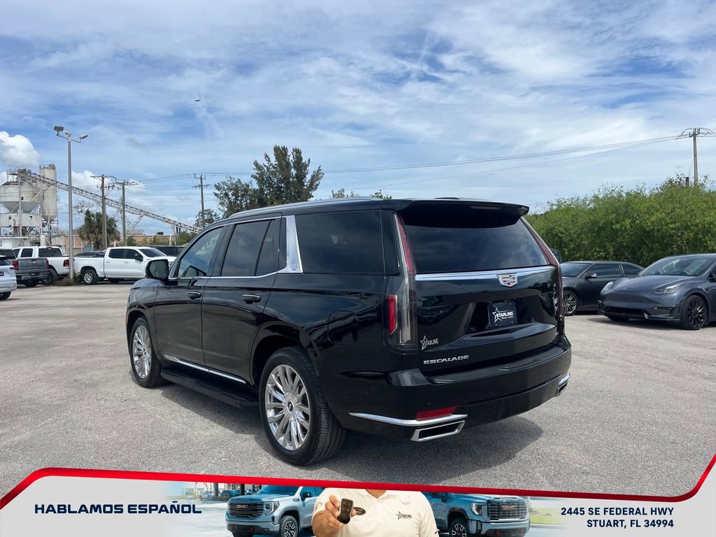 Used 2023 Cadillac Escalade Premium Luxury w/ Performance Package image 5