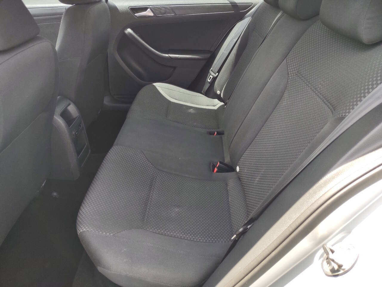 Used 2014 Volkswagen Jetta S image 19