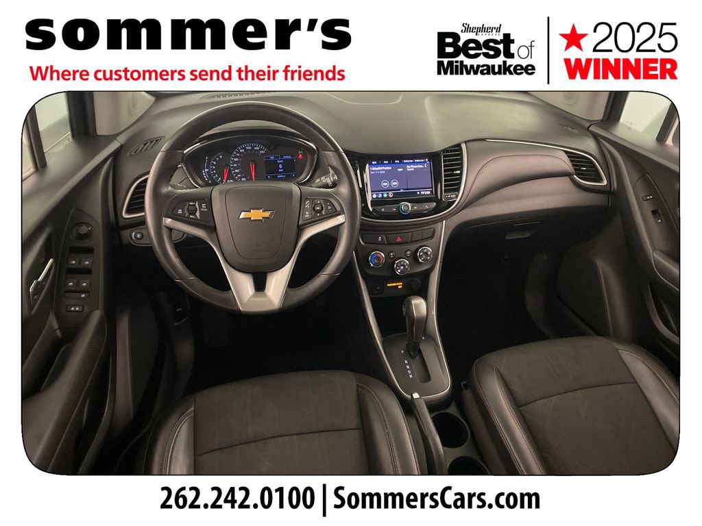 Used 2020 Chevrolet Trax LT w/ LT Convenience Package AWD/4WD image 12
