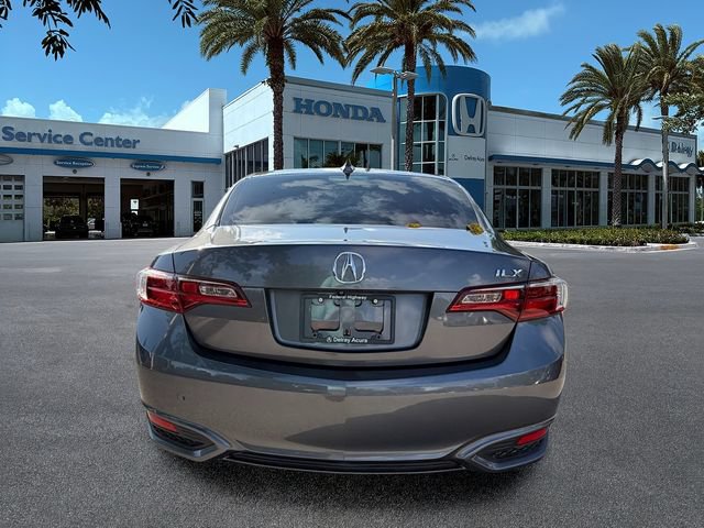 Used 2017 Acura ILX FWD image 7