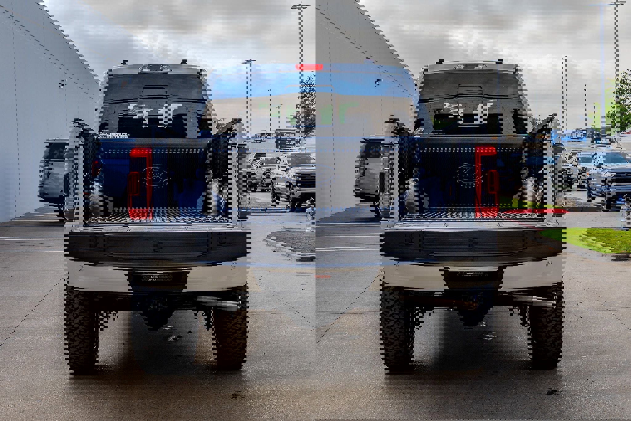 Used 2023 Ford F150 Limited AWD/4WD image 9