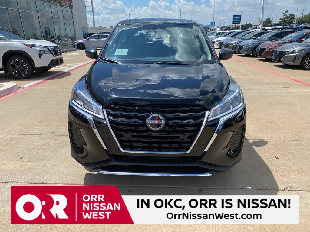 New 2025 Nissan Kicks Play S image 8